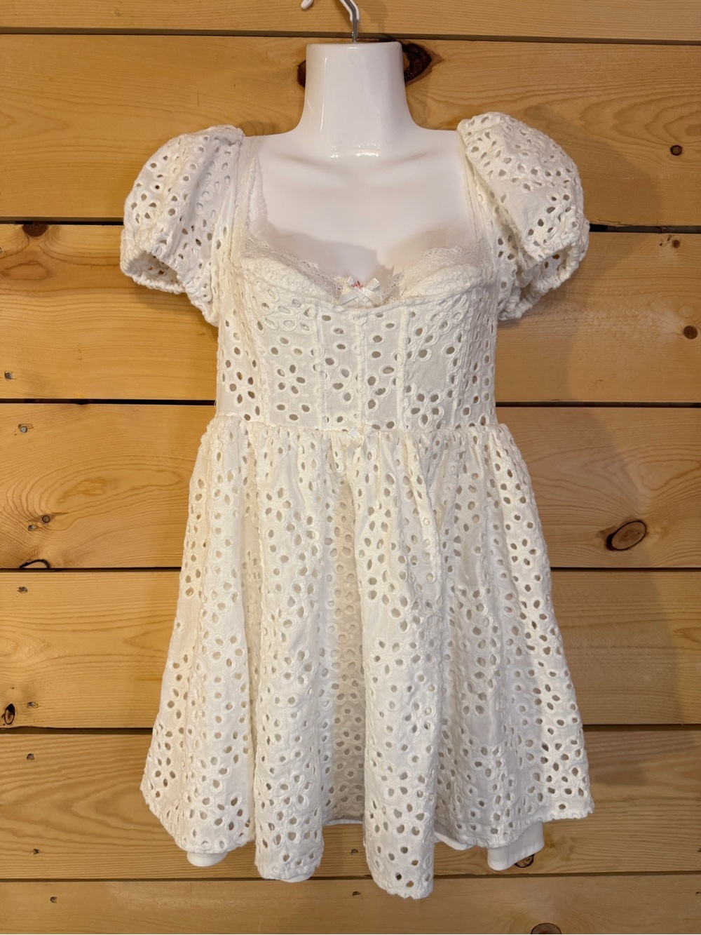 For Love & Lemons Women’s White Eyelet Puff Sleeve Mini Dress Size M Linen Blend - Picture 13 of 14